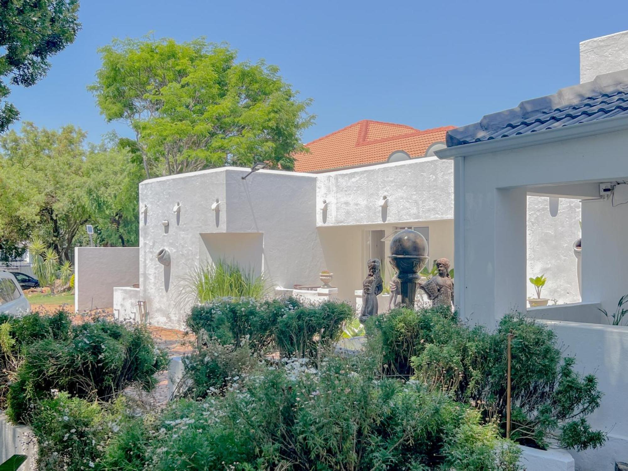Amoris Guesthouse - In Brooklyn Pretoria Exterior photo