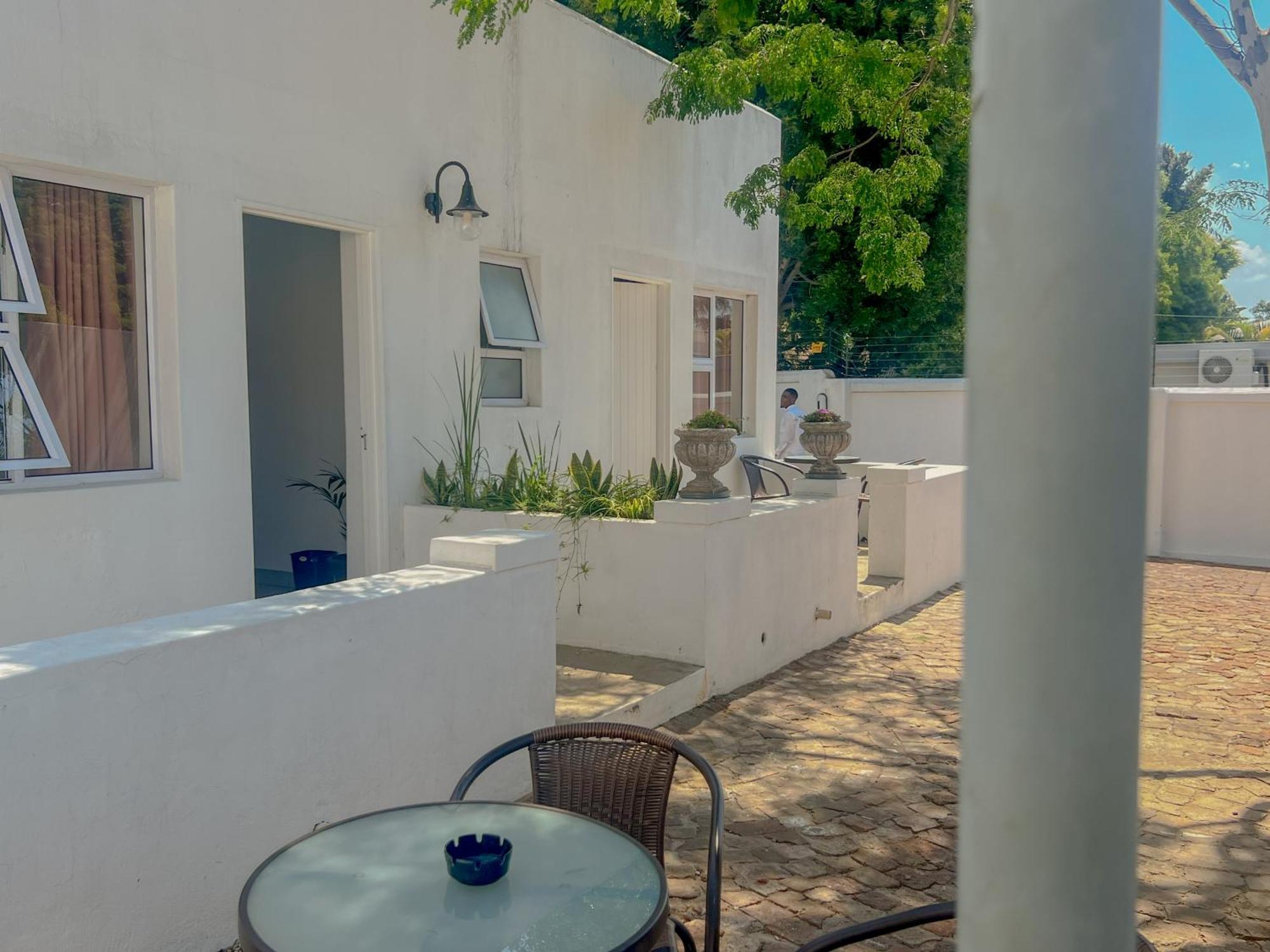 Amoris Guesthouse - In Brooklyn Pretoria Exterior photo